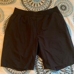 Lululemon short
